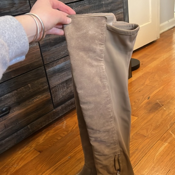 Sam Eldeman Knee high no heel boots 👢 - Picture 2 of 3